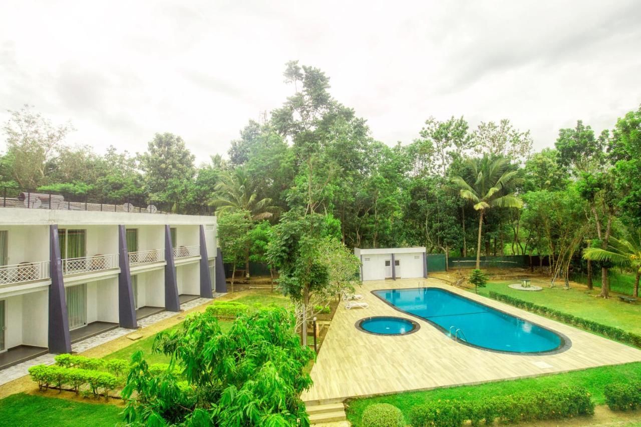 Lavendish Wild Safari Hotel Wasgamuwa Bagian luar foto